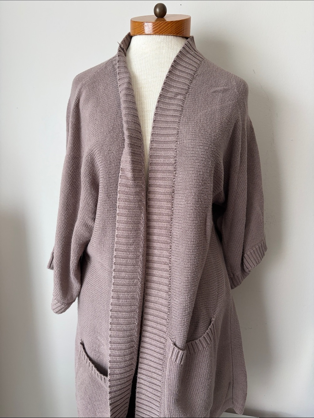 Ann Taylor Factory Open-Front Knit Cardigan in Mauve Taupe